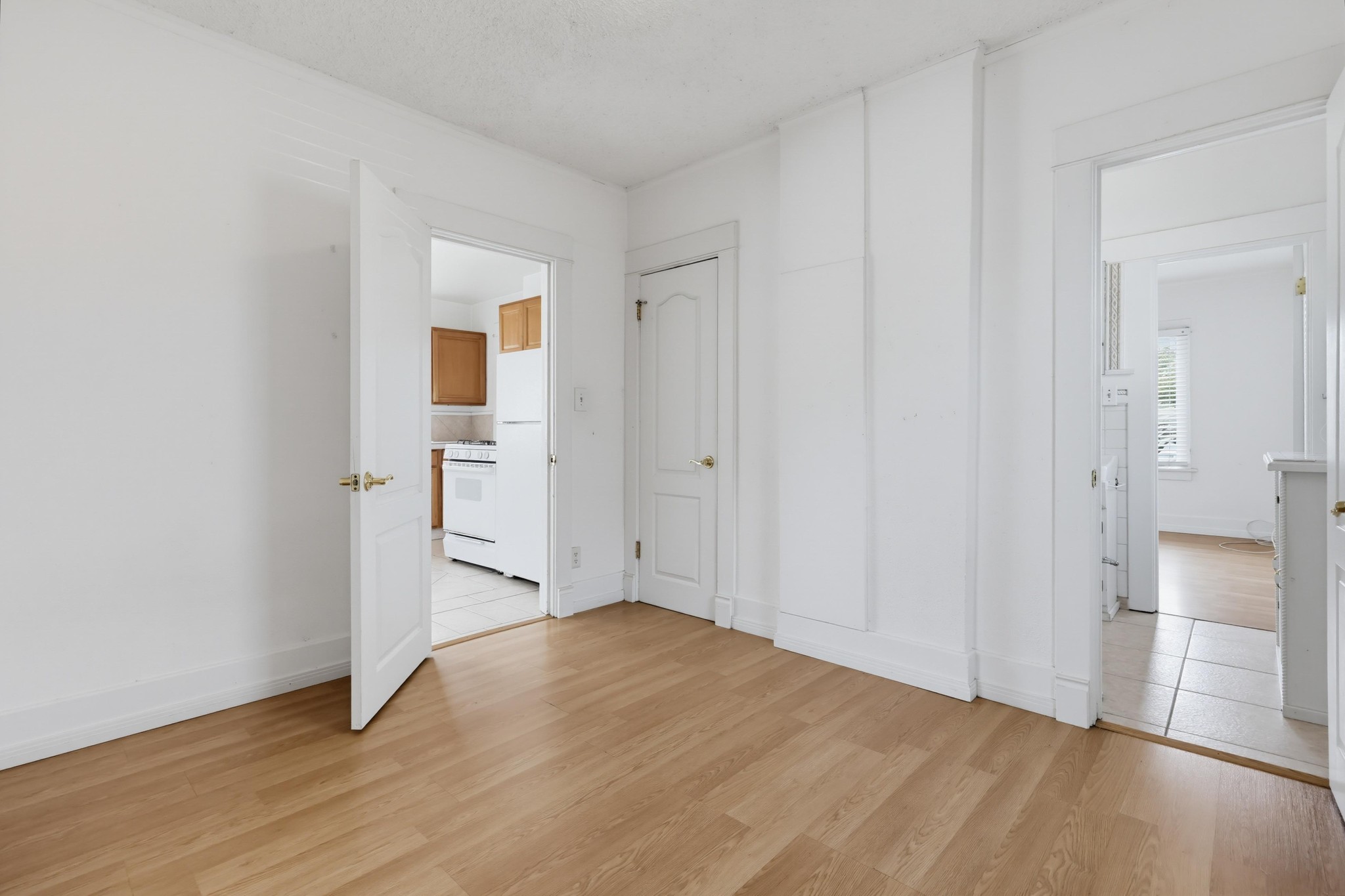 Virtual tour photo 28 of 50 for 1033 Isabella Ave