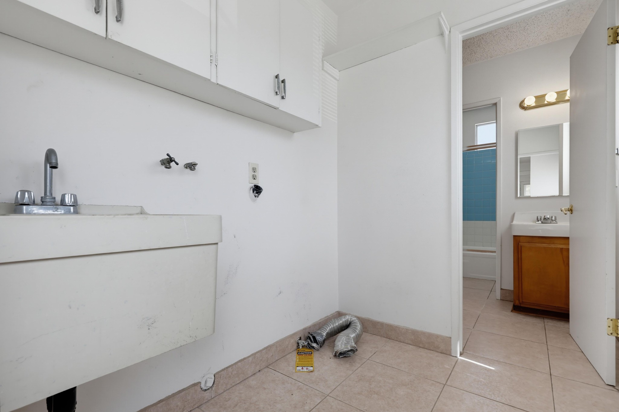 Virtual tour photo 35 of 50 for 1033 Isabella Ave