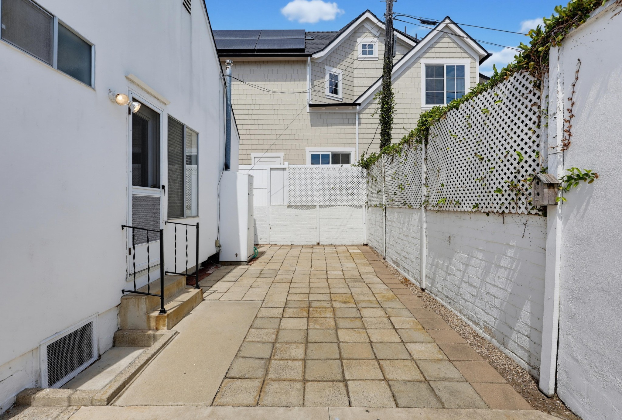 Virtual tour photo 40 of 50 for 1033 Isabella Ave