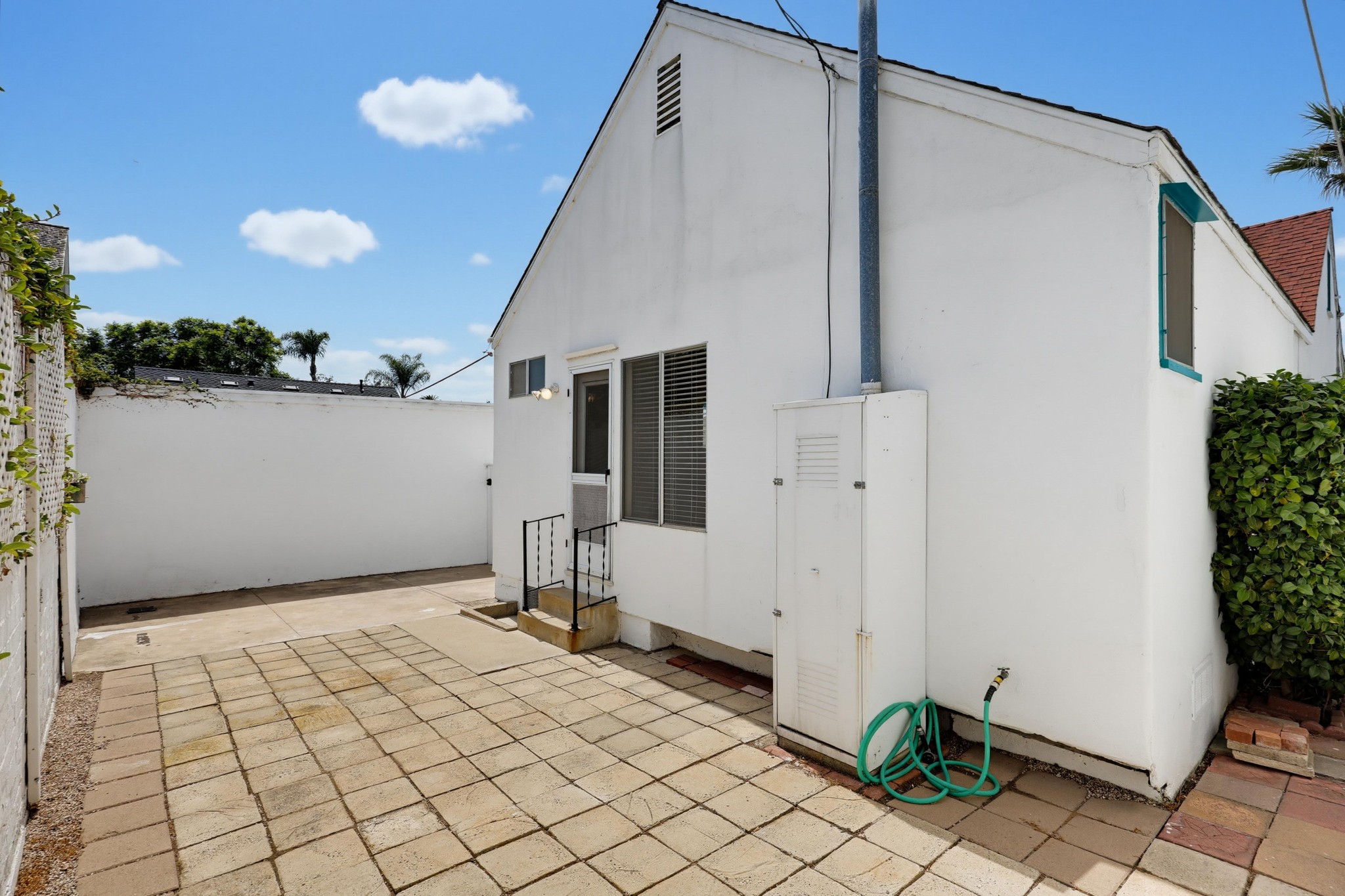 Virtual tour photo 42 of 50 for 1033 Isabella Ave
