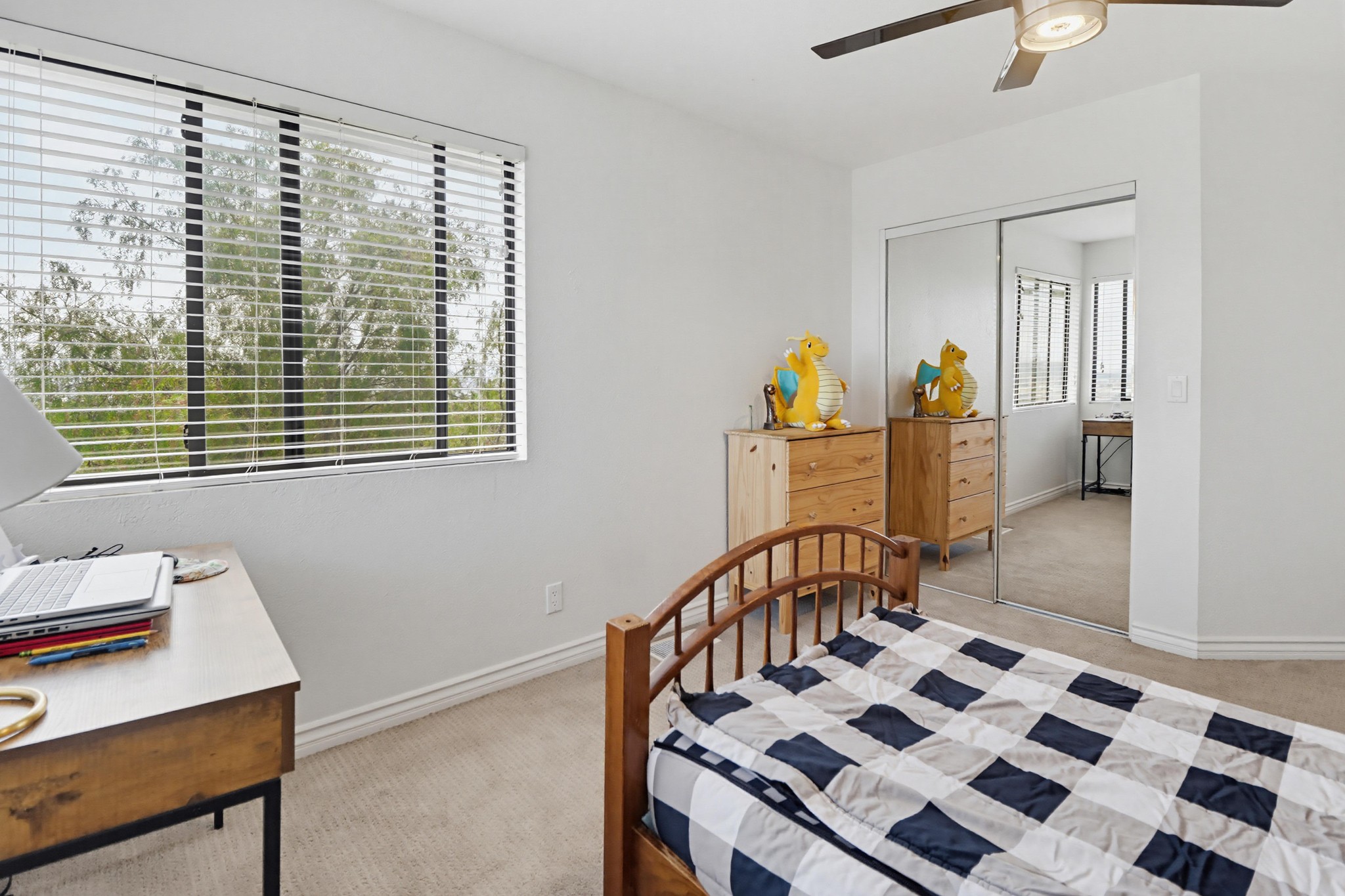 Virtual tour photo 33 of 74 for 1033 Loma Portal Dr