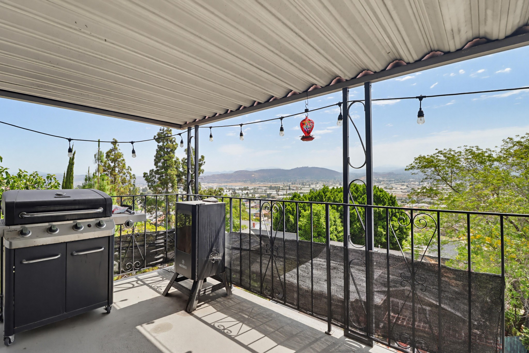 Virtual tour photo 49 of 74 for 1033 Loma Portal Dr