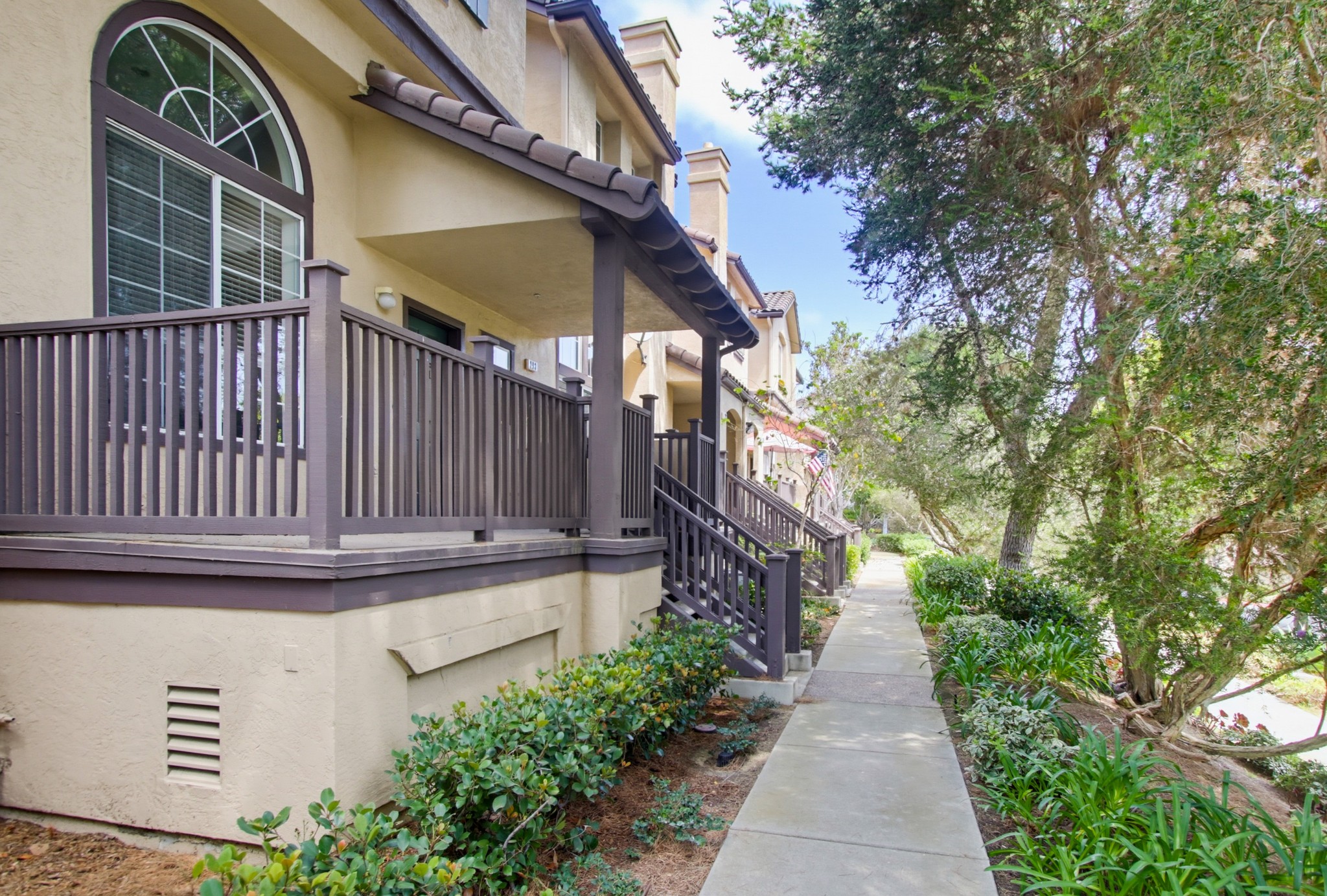 Virtual tour photo 3 of 46 for 10330 Wateridge Cir Unit 293