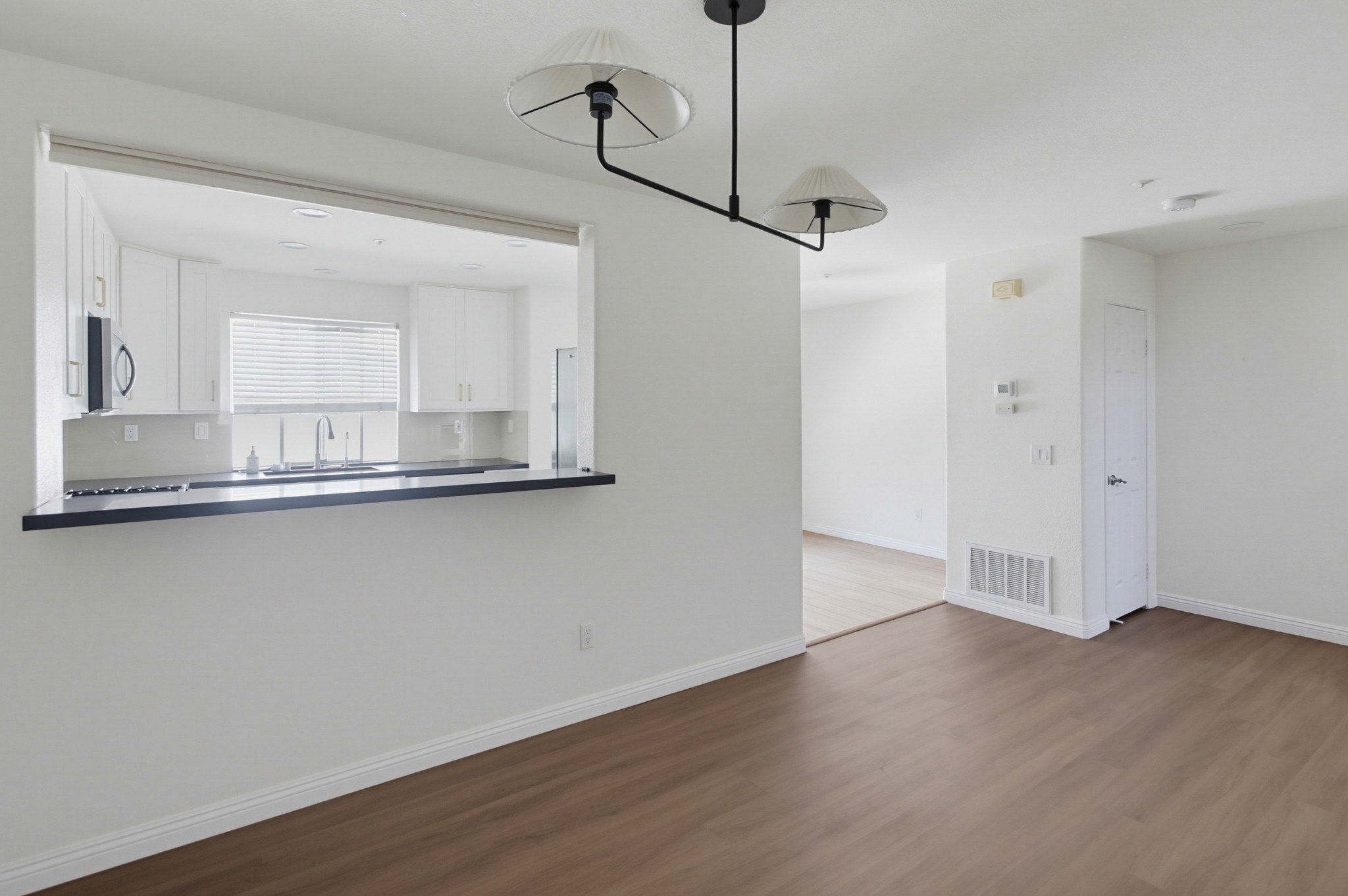 Virtual tour photo 14 of 46 for 10330 Wateridge Cir Unit 293