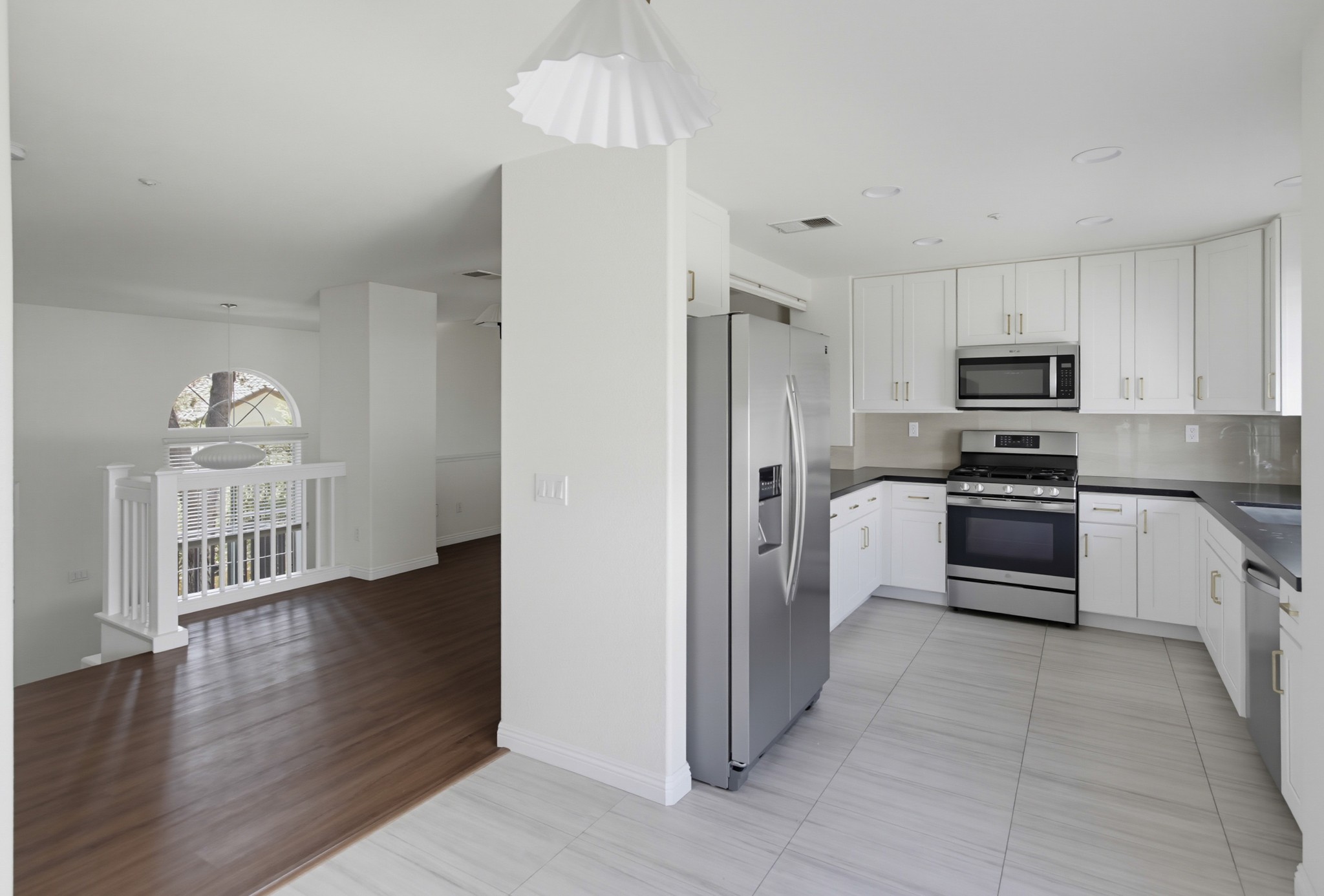 Virtual tour photo 16 of 46 for 10330 Wateridge Cir Unit 293