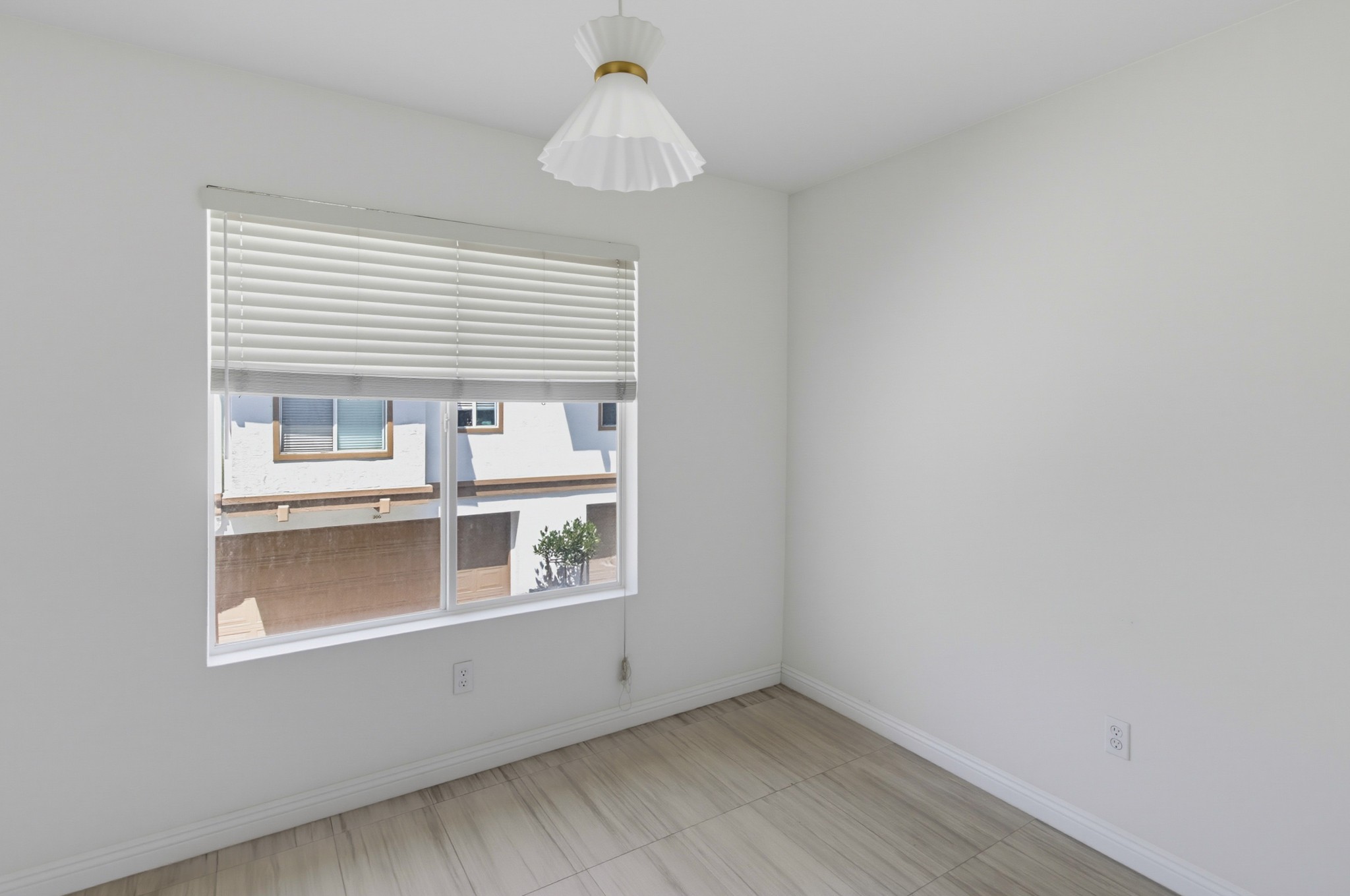 Virtual tour photo 17 of 46 for 10330 Wateridge Cir Unit 293