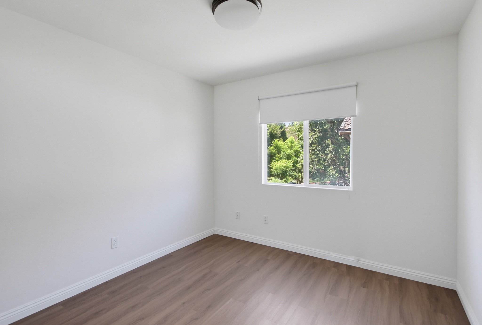 Virtual tour photo 30 of 46 for 10330 Wateridge Cir Unit 293