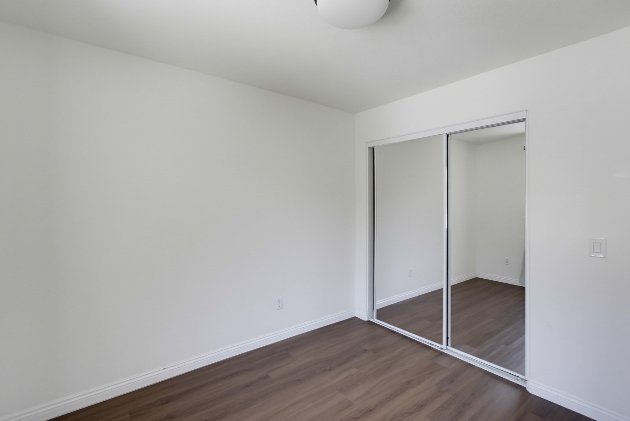 Virtual tour photo 34 of 46 for 10330 Wateridge Cir Unit 293