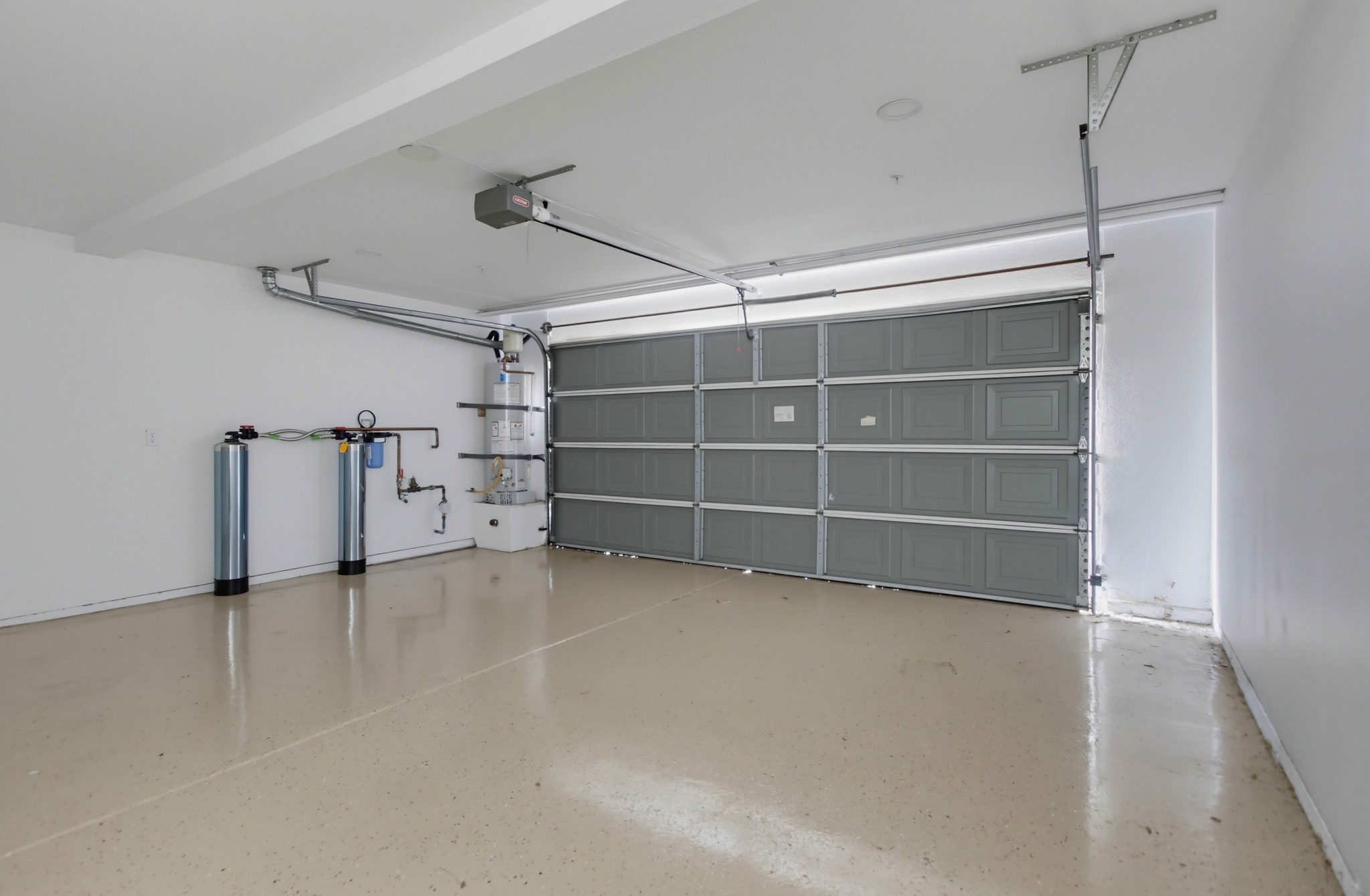 Virtual tour photo 40 of 46 for 10330 Wateridge Cir Unit 293