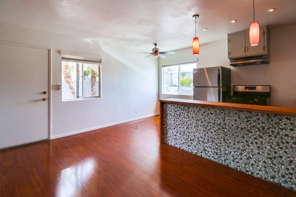 Virtual tour photo 6 of 17 for 1034 Law St