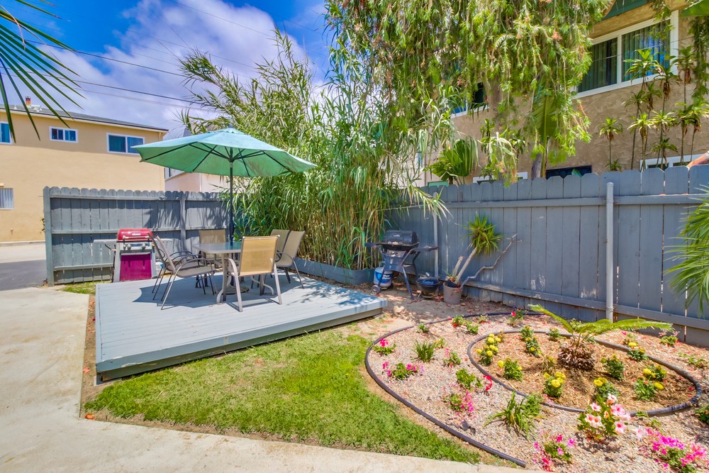 Virtual tour photo 16 of 17 for 1034 Law St