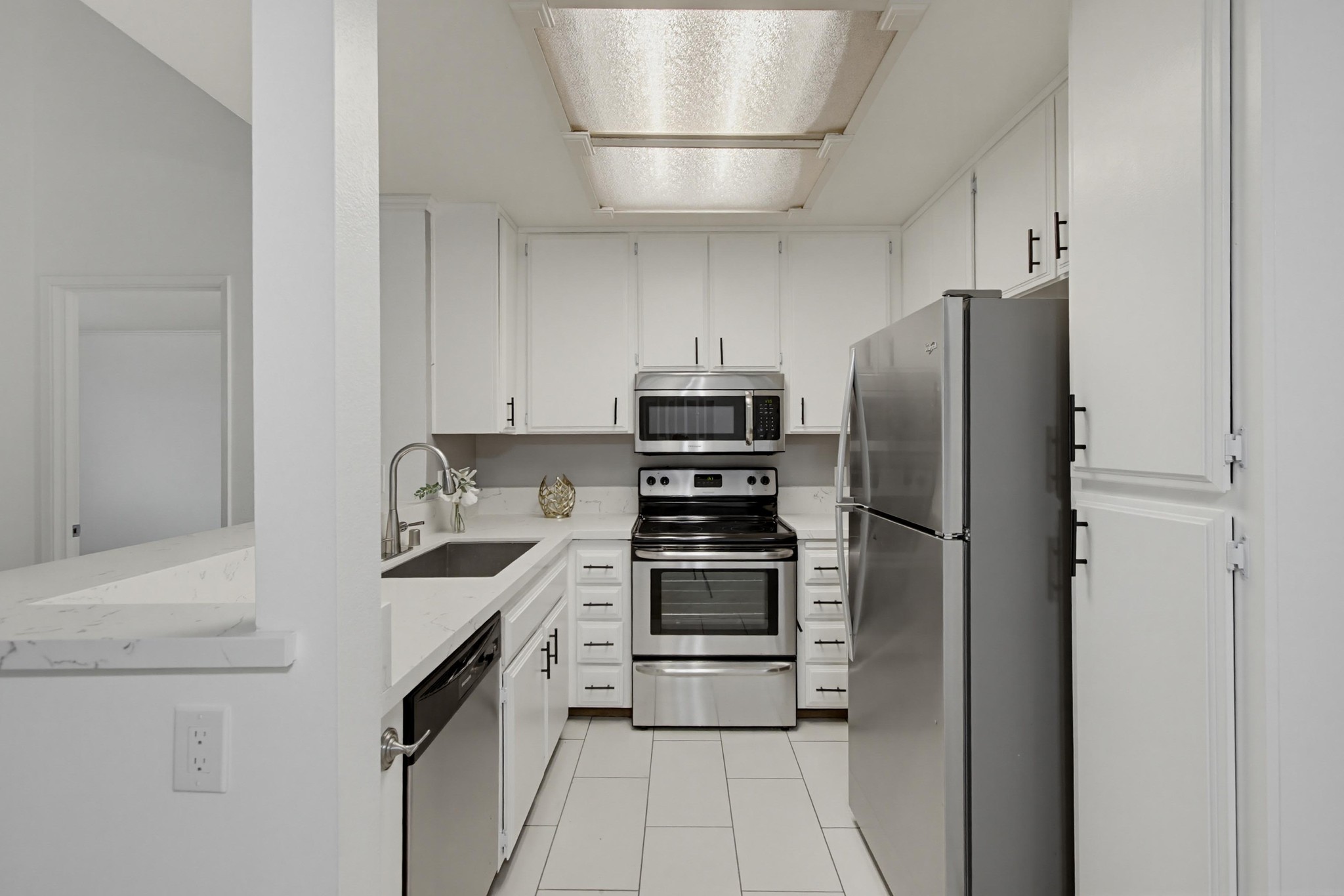 Virtual tour photo 10 of 28 for 10350 Caminito Cuervo UNIT 114
