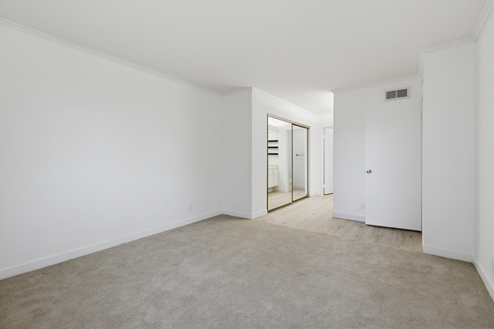 Virtual tour photo 16 of 28 for 10350 Caminito Cuervo UNIT 114