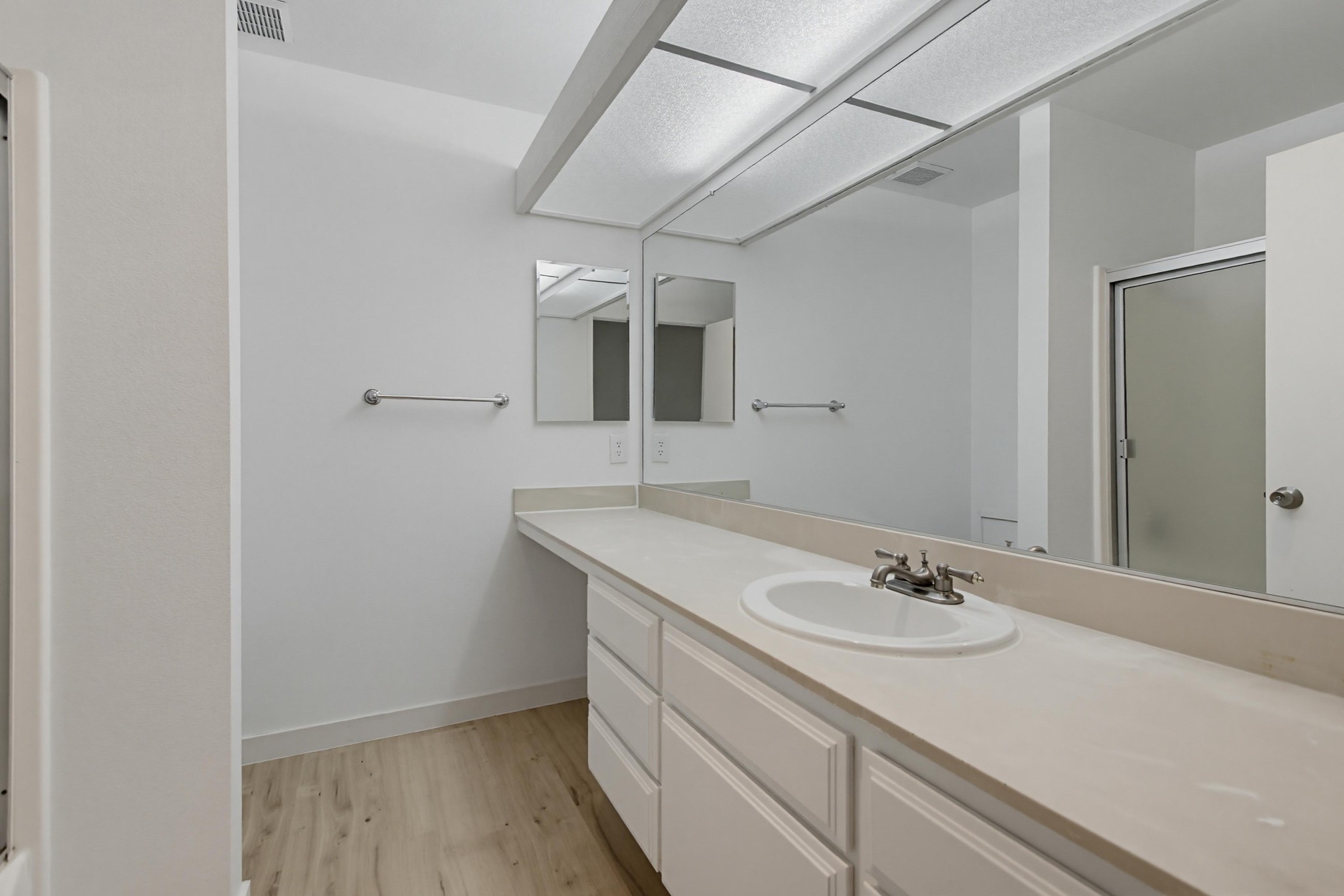 Virtual tour photo 22 of 28 for 10350 Caminito Cuervo UNIT 114