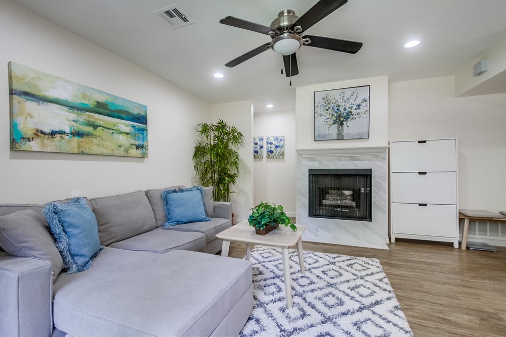 Virtual tour photo 10 of 40 for 10351 Azuaga St UNIT 101