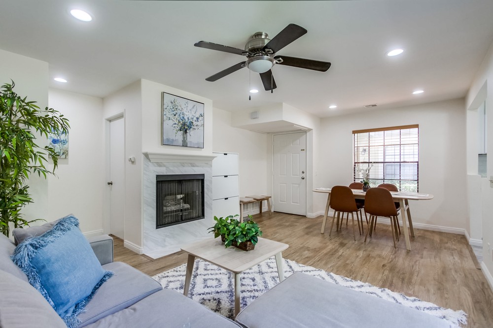 Virtual tour photo 11 of 40 for 10351 Azuaga St UNIT 101