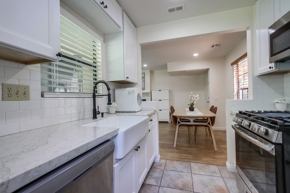 Virtual tour photo 18 of 40 for 10351 Azuaga St UNIT 101