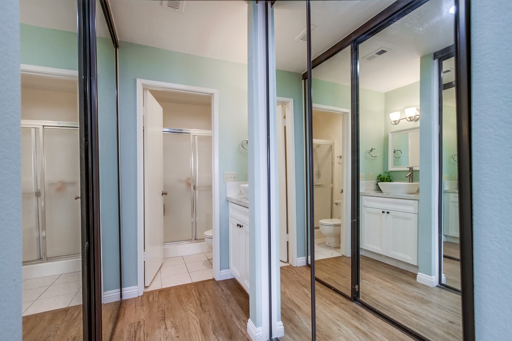 Virtual tour photo 32 of 40 for 10351 Azuaga St UNIT 101