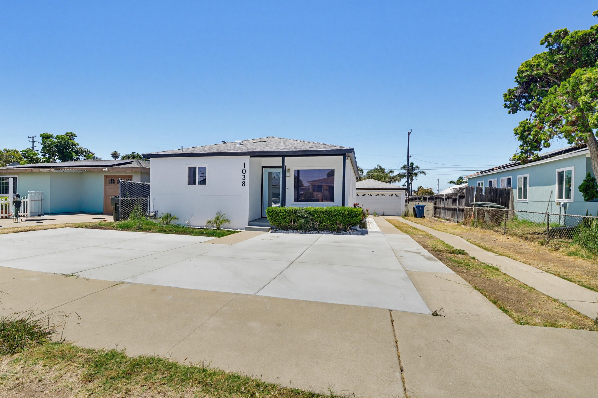 Virtual tour photo 3 of 44 for 1038 Oaklawn Ave