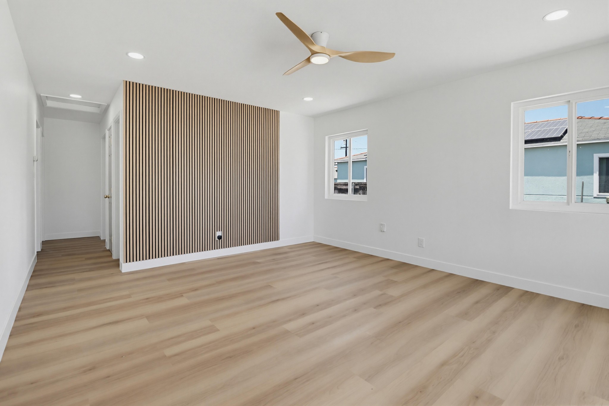 Virtual tour photo 6 of 44 for 1038 Oaklawn Ave