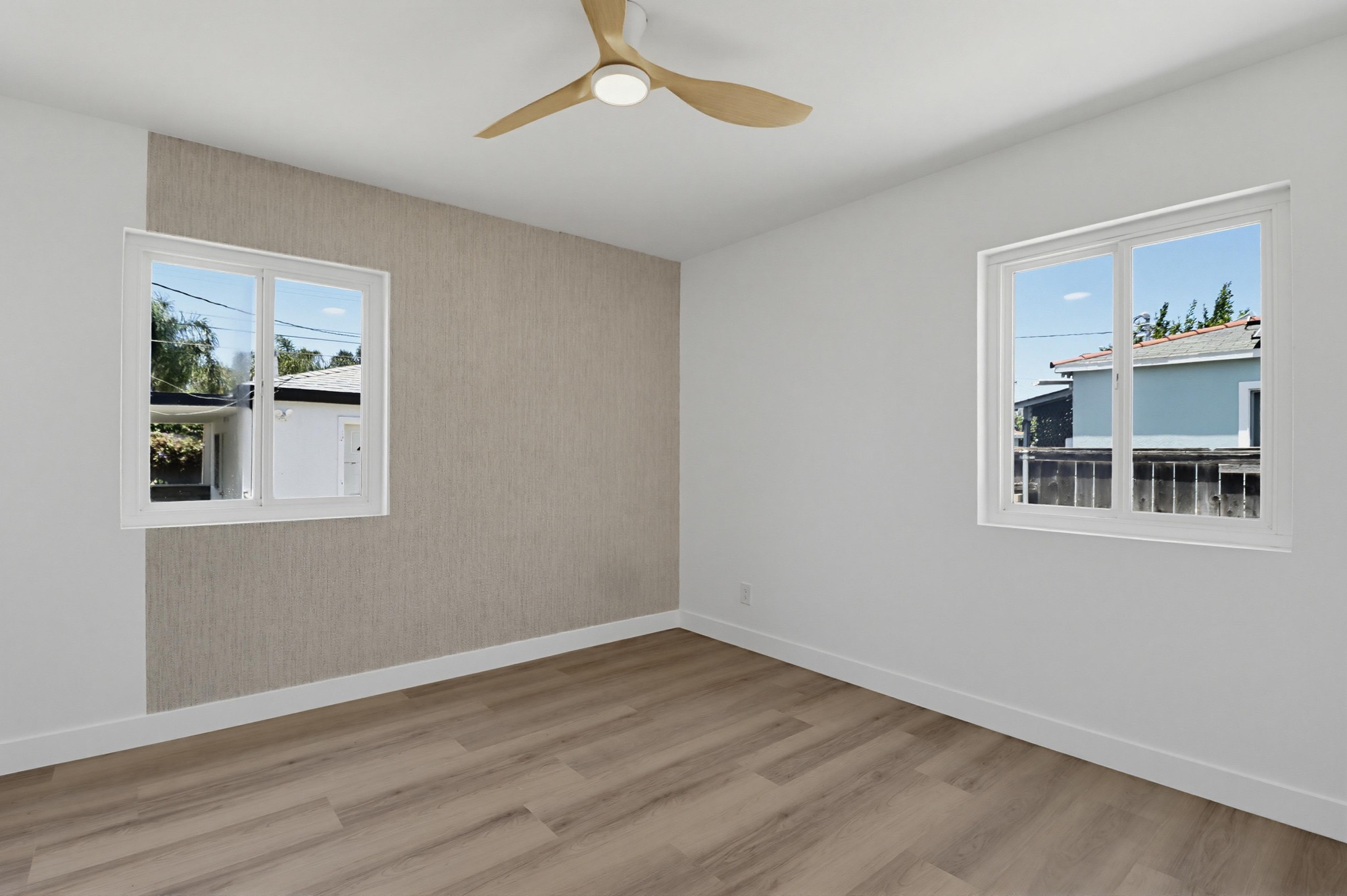 Virtual tour photo 26 of 44 for 1038 Oaklawn Ave