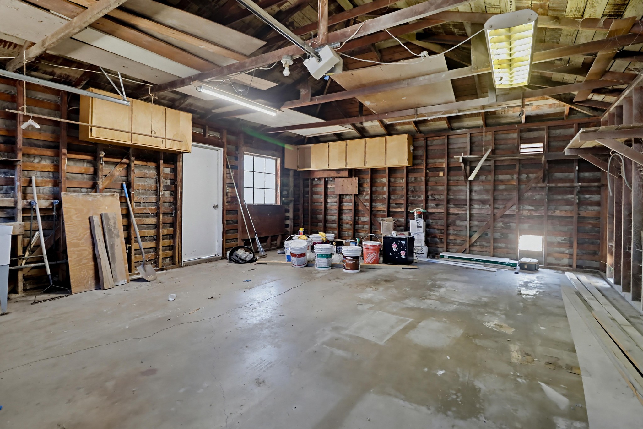 Virtual tour photo 42 of 44 for 1038 Oaklawn Ave