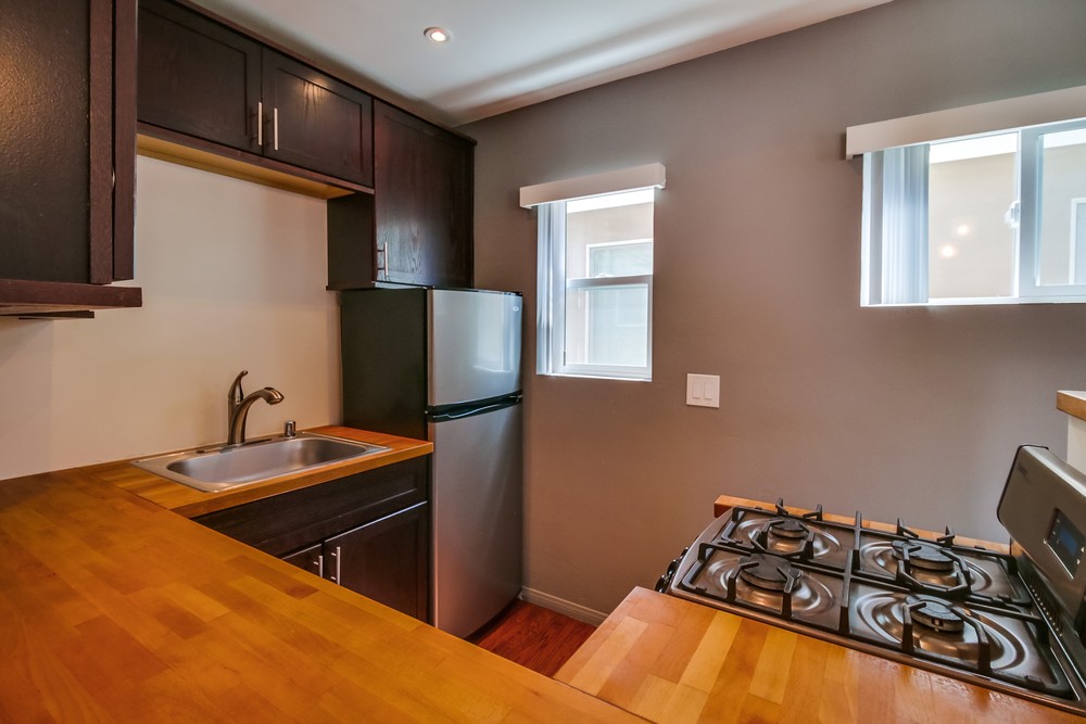 Virtual tour photo 12 of 23 for 1040 1/2 Law St