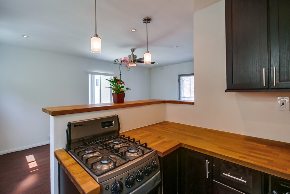 Virtual tour photo 14 of 23 for 1040 1/2 Law St