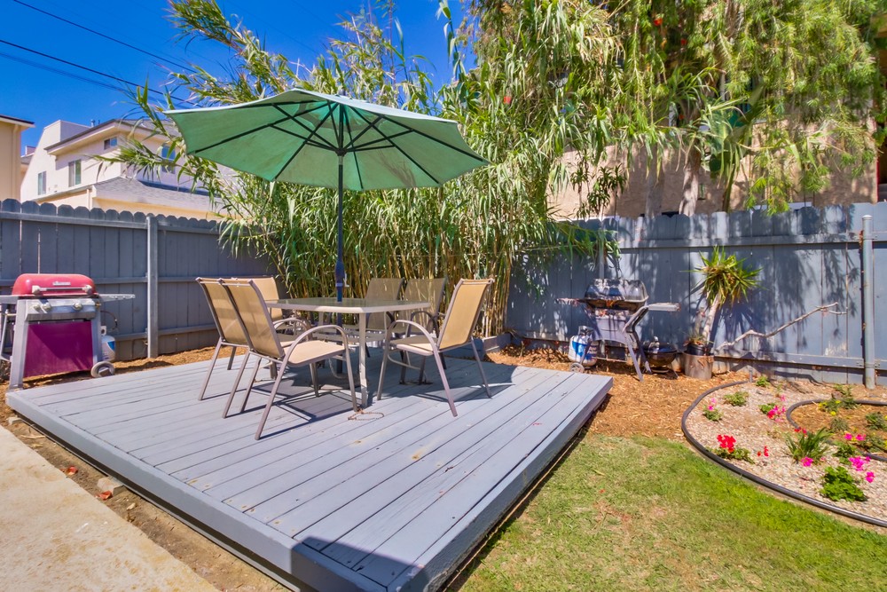 Virtual tour photo 21 of 23 for 1040 1/2 Law St