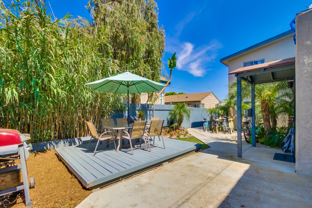 Virtual tour photo 22 of 23 for 1040 1/2 Law St