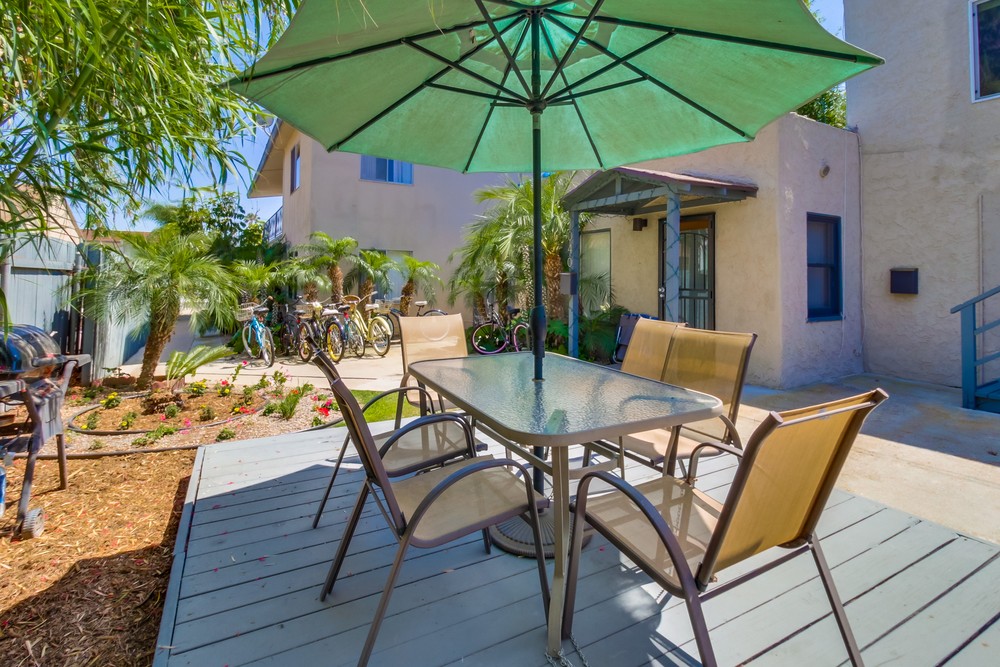 Virtual tour photo 23 of 23 for 1040 1/2 Law St