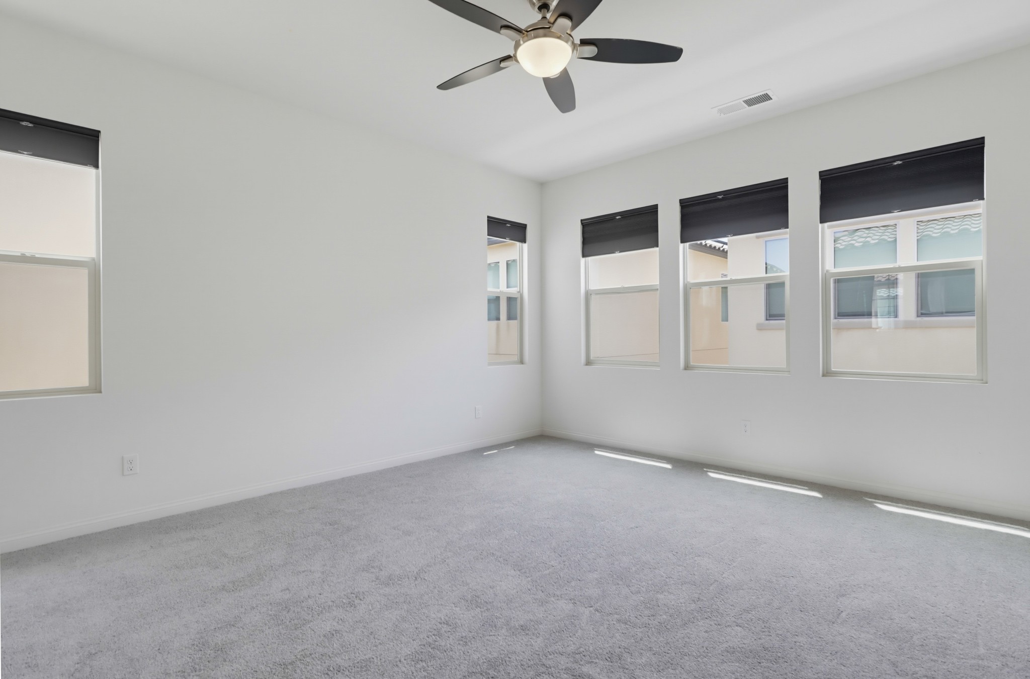 Virtual tour photo 23 of 49 for 1041 Sea Glass Wy