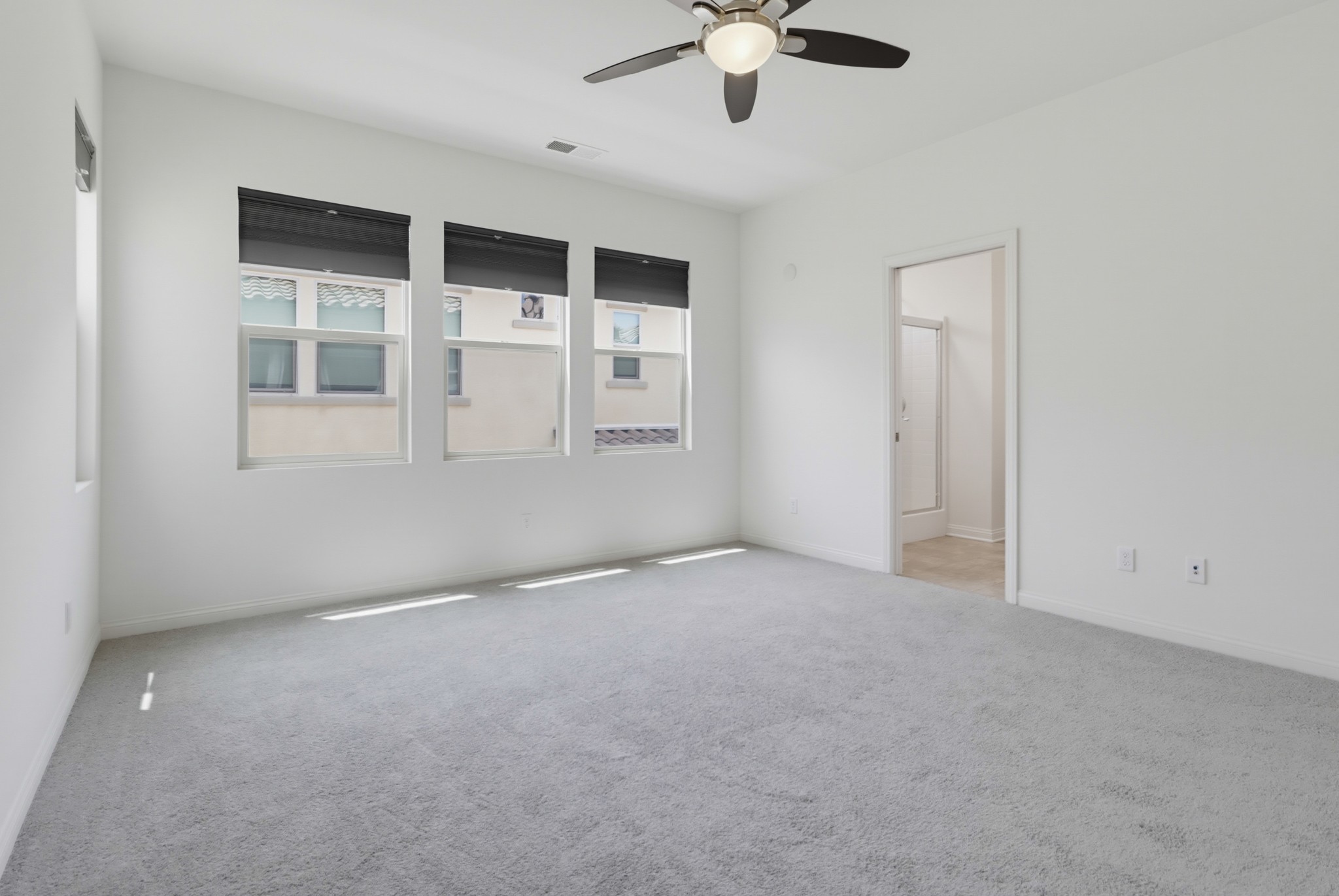 Virtual tour photo 24 of 49 for 1041 Sea Glass Wy