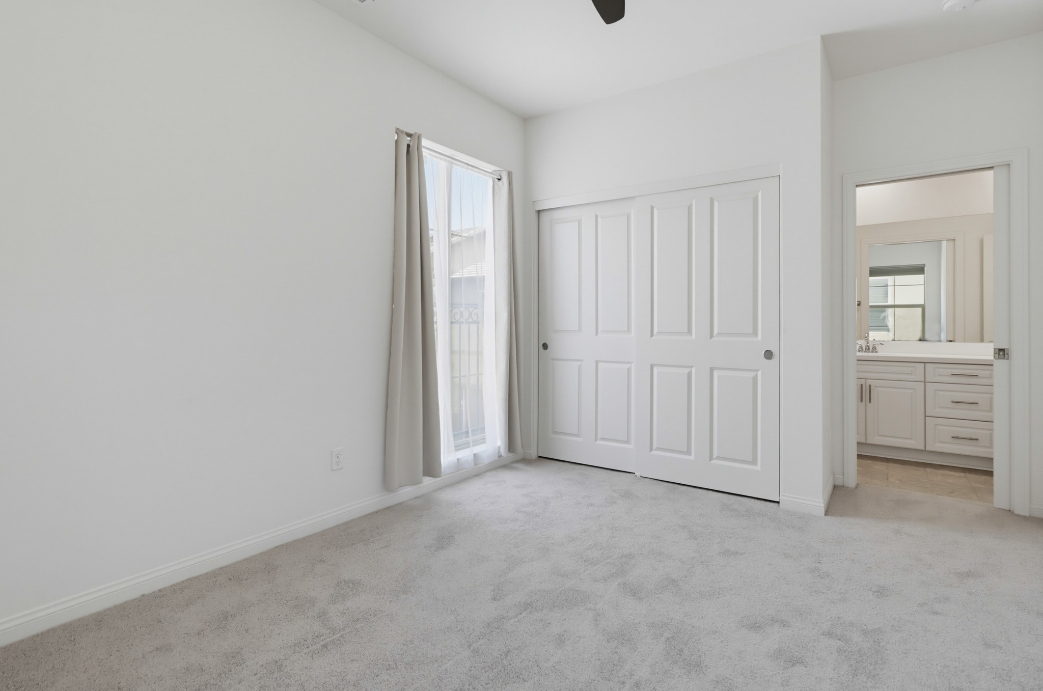 Virtual tour photo 35 of 49 for 1041 Sea Glass Wy