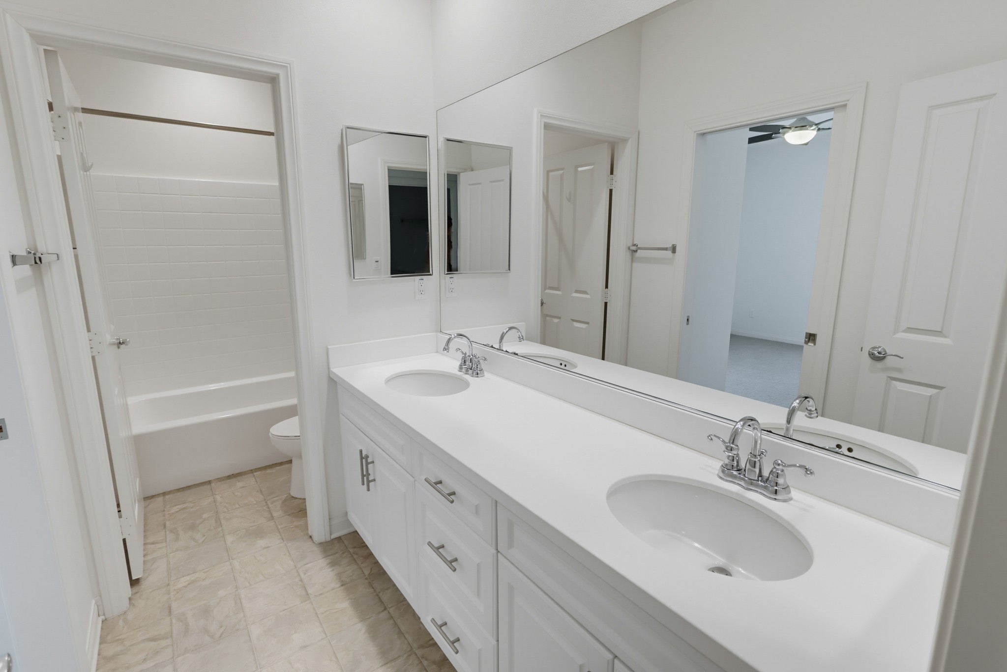 Virtual tour photo 37 of 49 for 1041 Sea Glass Wy