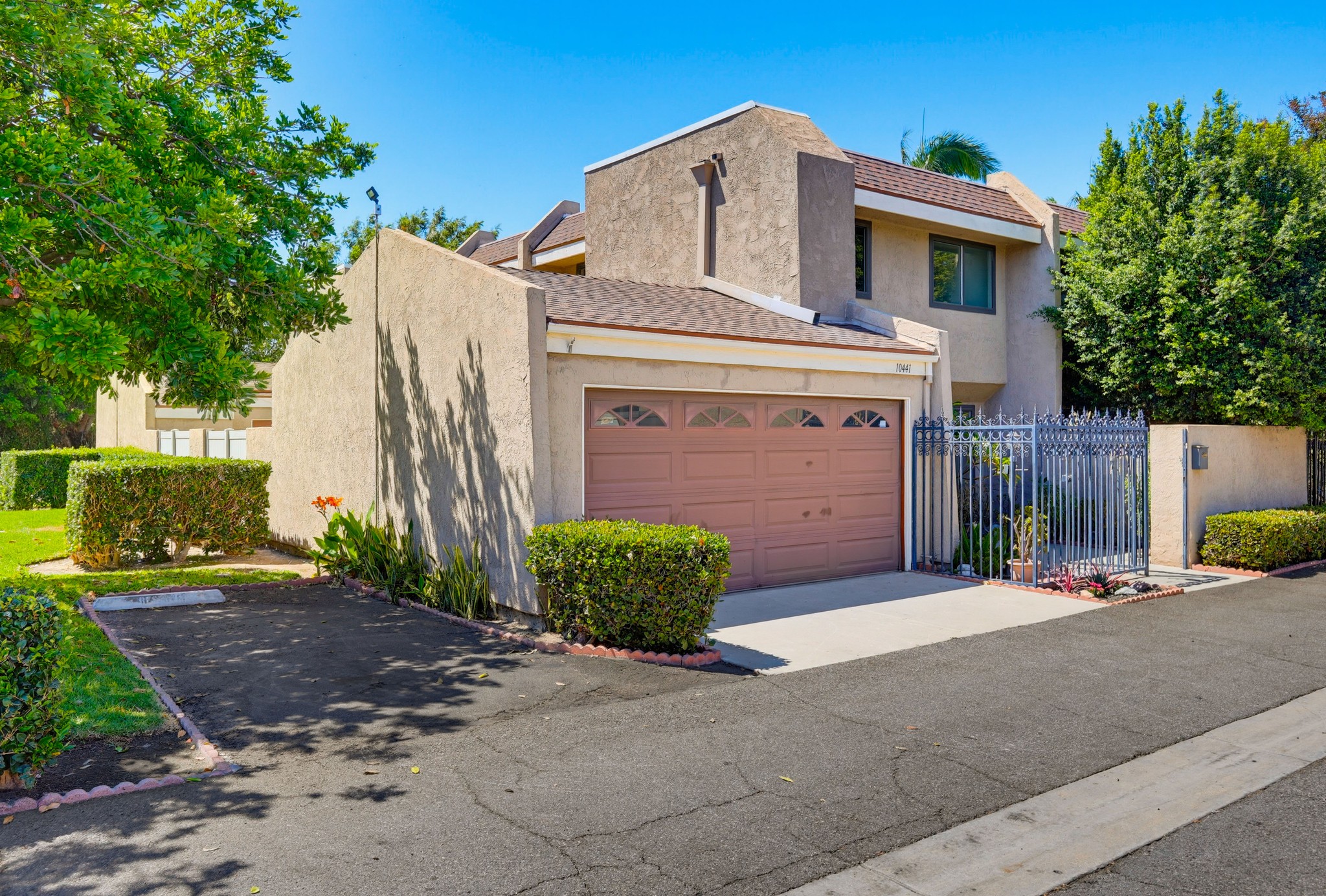 Virtual tour photo 3 of 47 for 10441 Lee Way