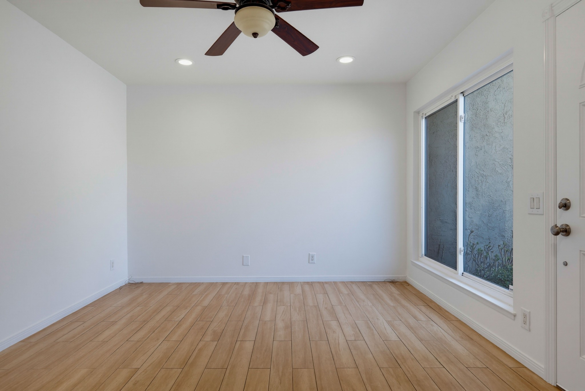 Virtual tour photo 6 of 47 for 10441 Lee Way