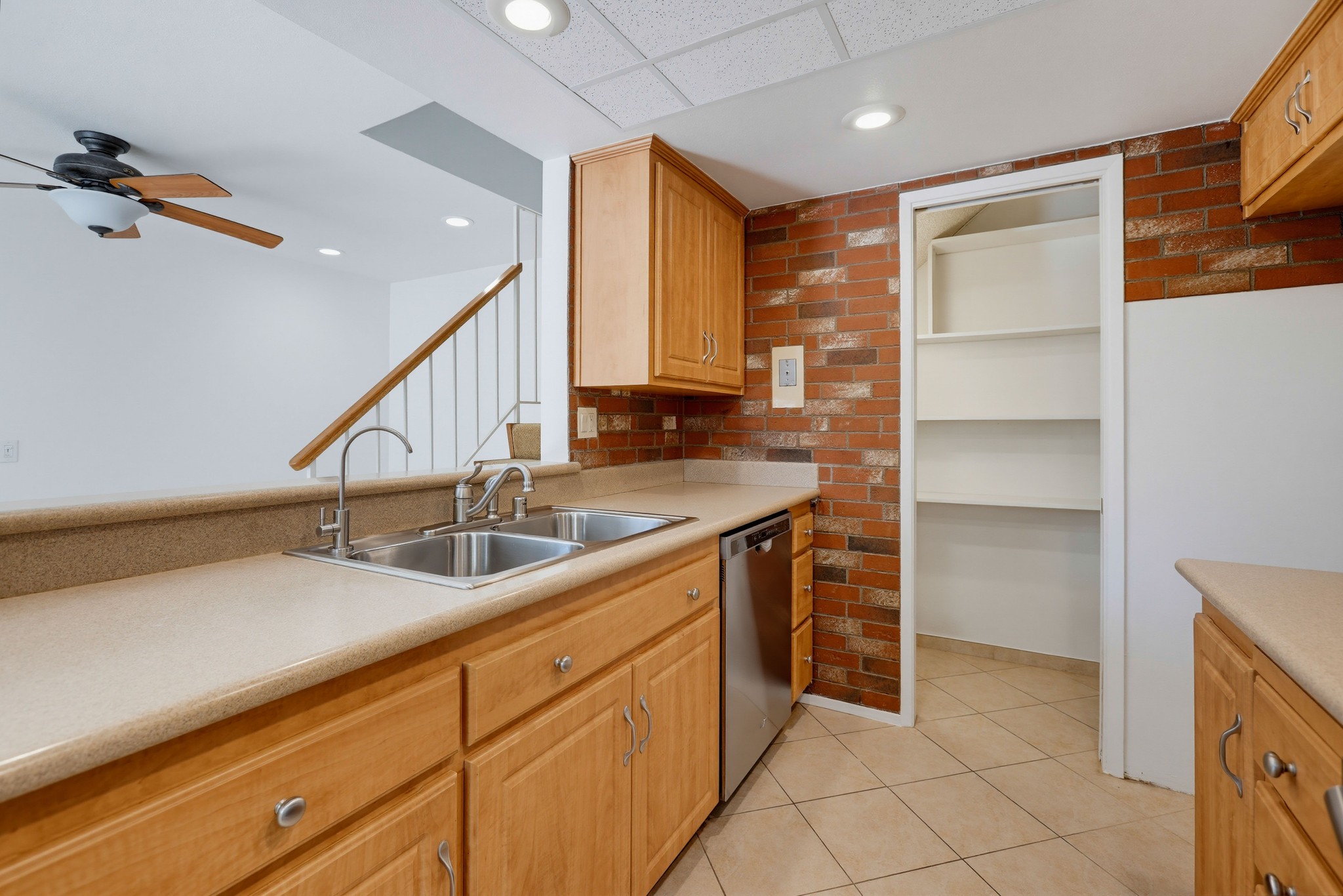 Virtual tour photo 20 of 47 for 10441 Lee Way