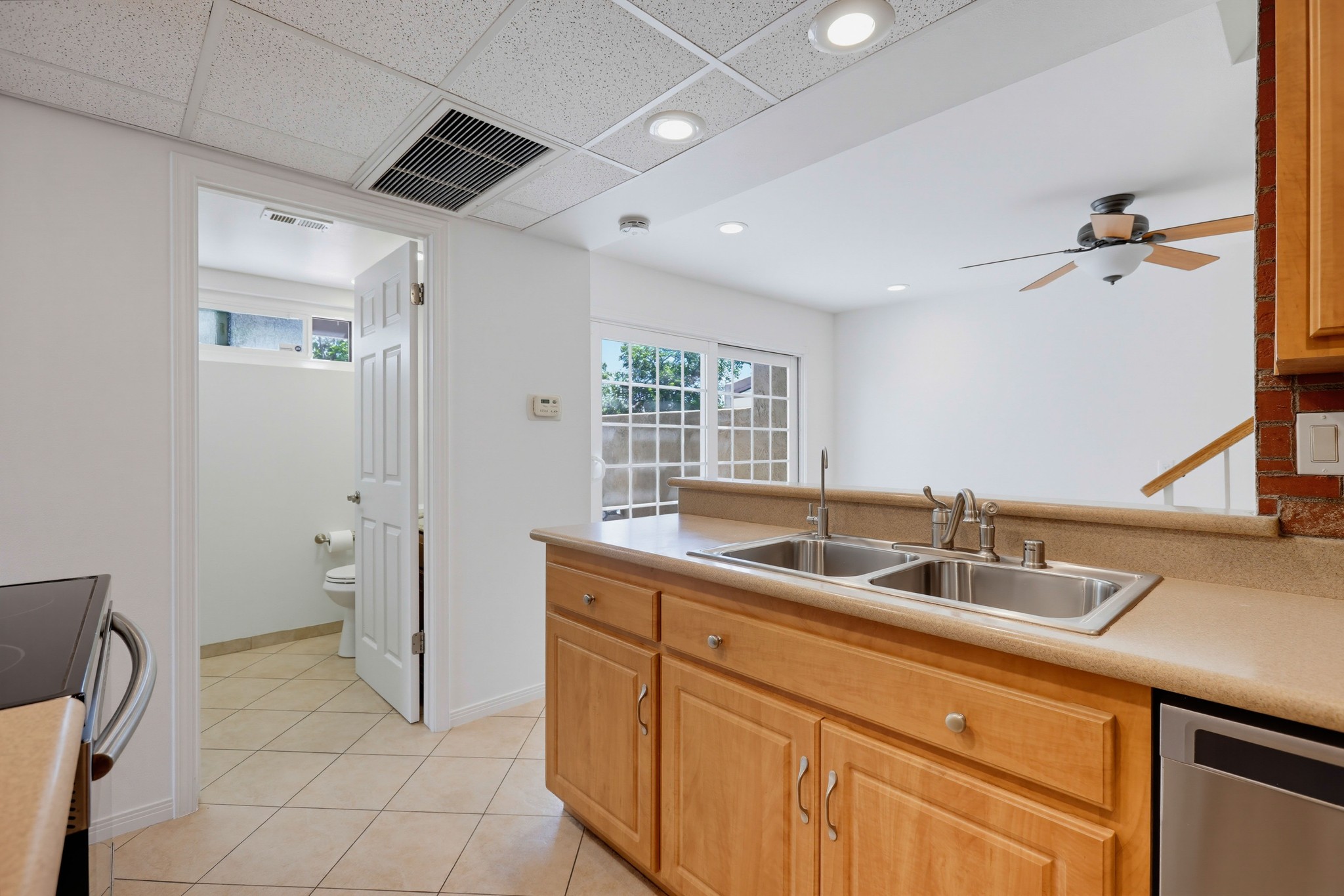 Virtual tour photo 22 of 47 for 10441 Lee Way