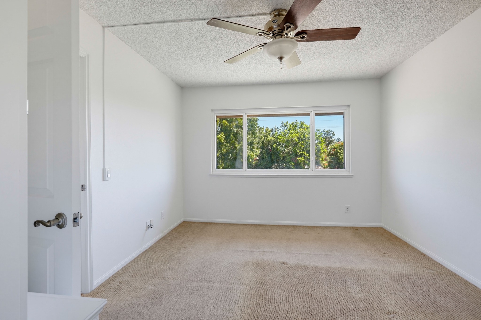 Virtual tour photo 28 of 47 for 10441 Lee Way
