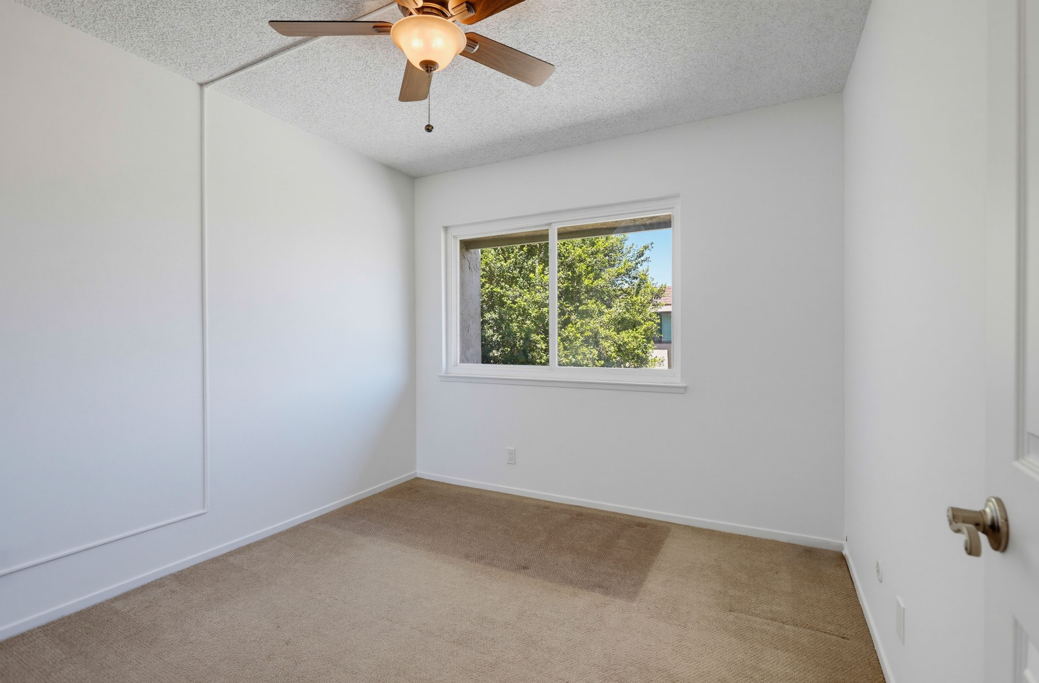 Virtual tour photo 31 of 47 for 10441 Lee Way