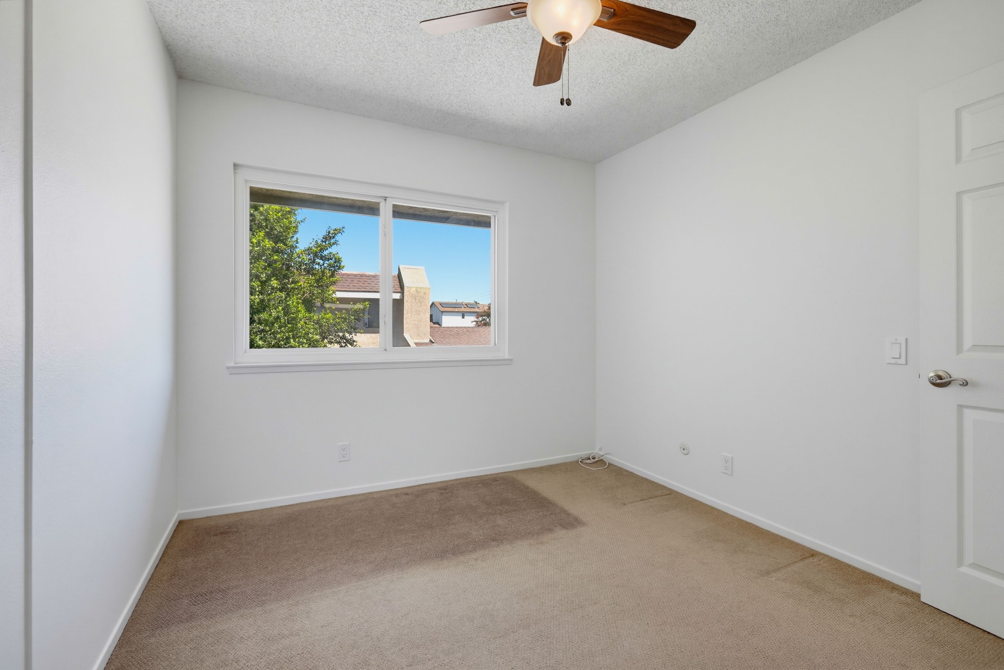 Virtual tour photo 32 of 47 for 10441 Lee Way
