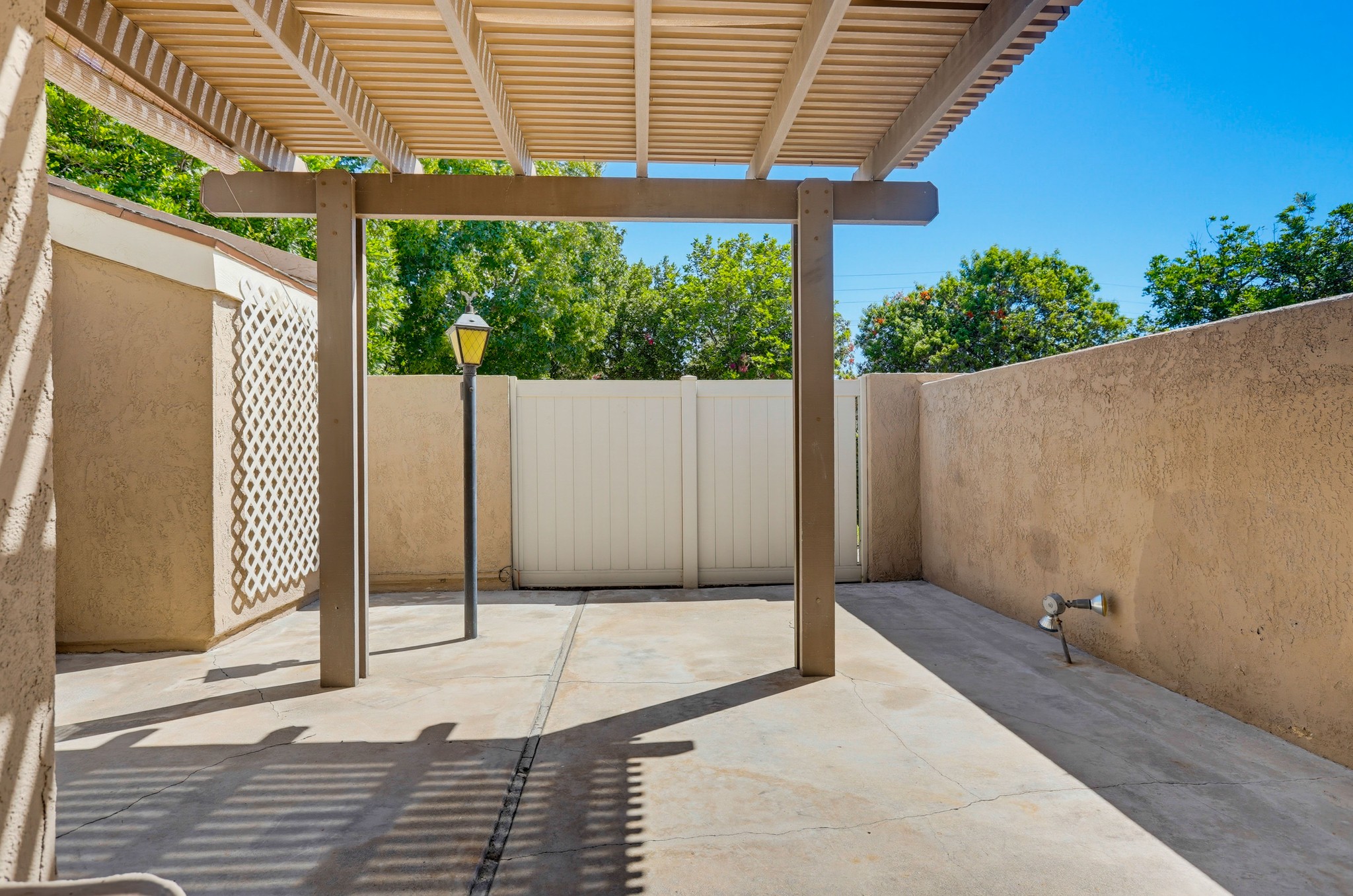 Virtual tour photo 39 of 47 for 10441 Lee Way