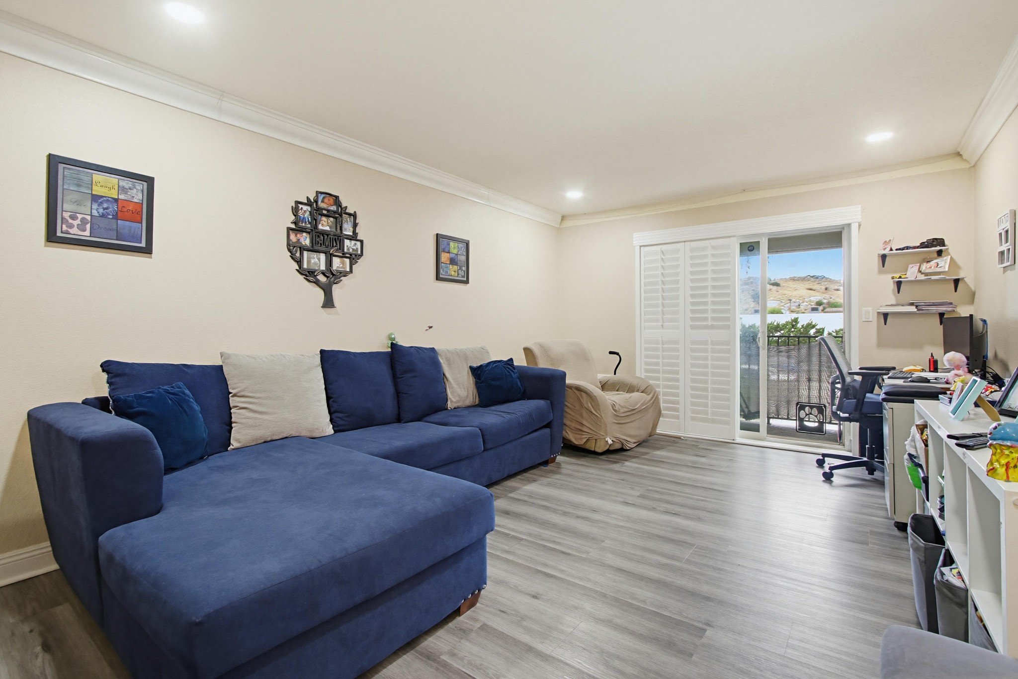 Virtual tour photo 7 of 27 for 1045 Peach Ave UNIT 8