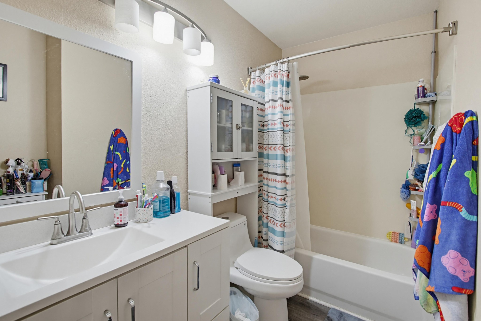 Virtual tour photo 21 of 27 for 1045 Peach Ave UNIT 8