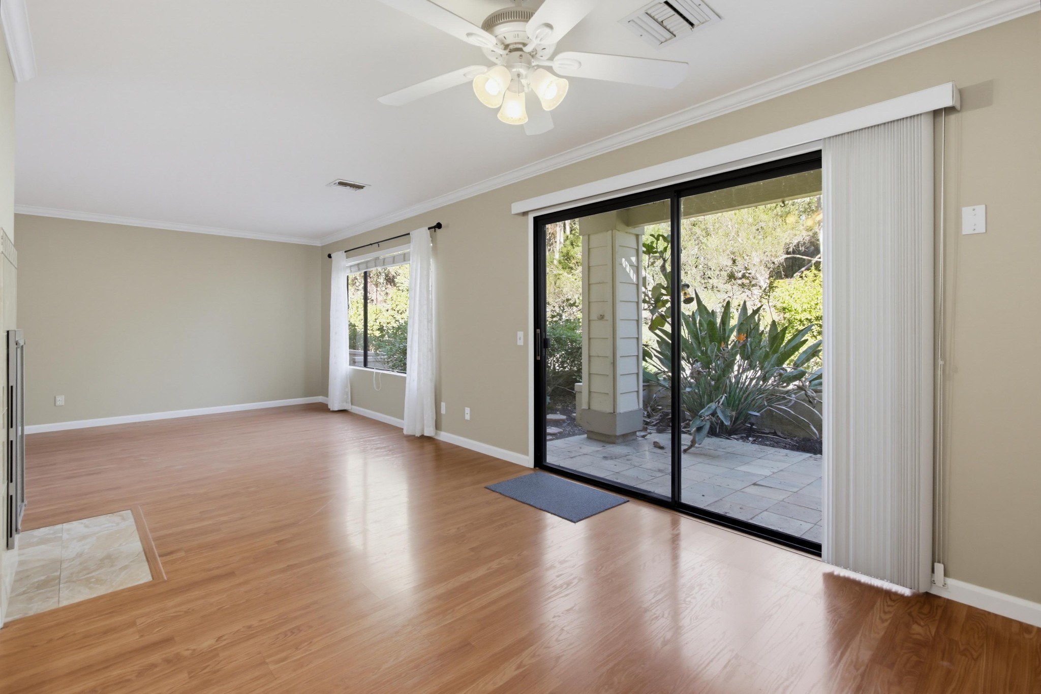 Virtual tour photo 12 of 70 for 10467 Crosscreek Terrace
