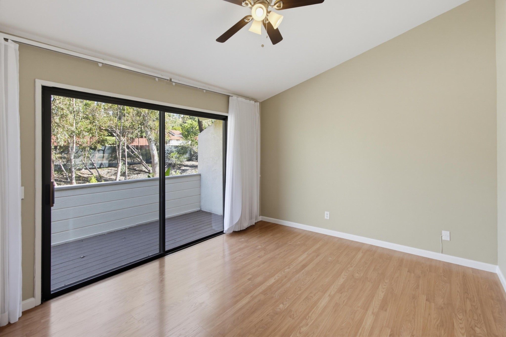 Virtual tour photo 30 of 70 for 10467 Crosscreek Terrace