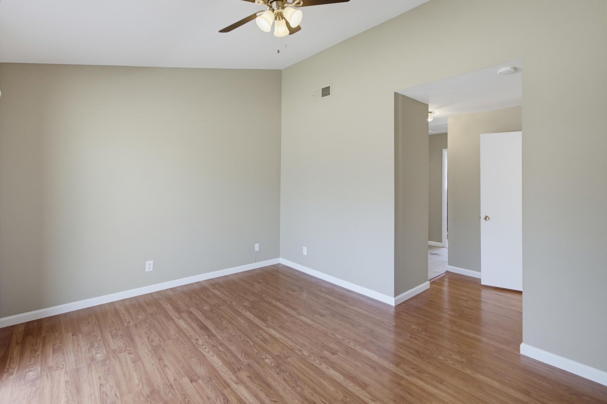 Virtual tour photo 32 of 70 for 10467 Crosscreek Terrace