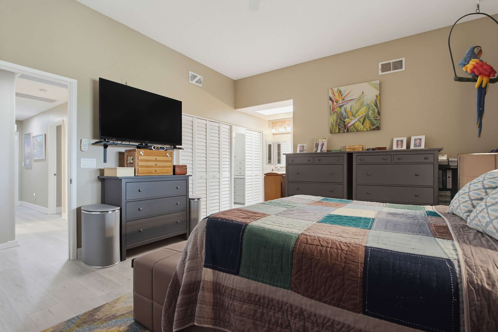 Virtual tour photo 35 of 71 for 1048 La Sombra Dr