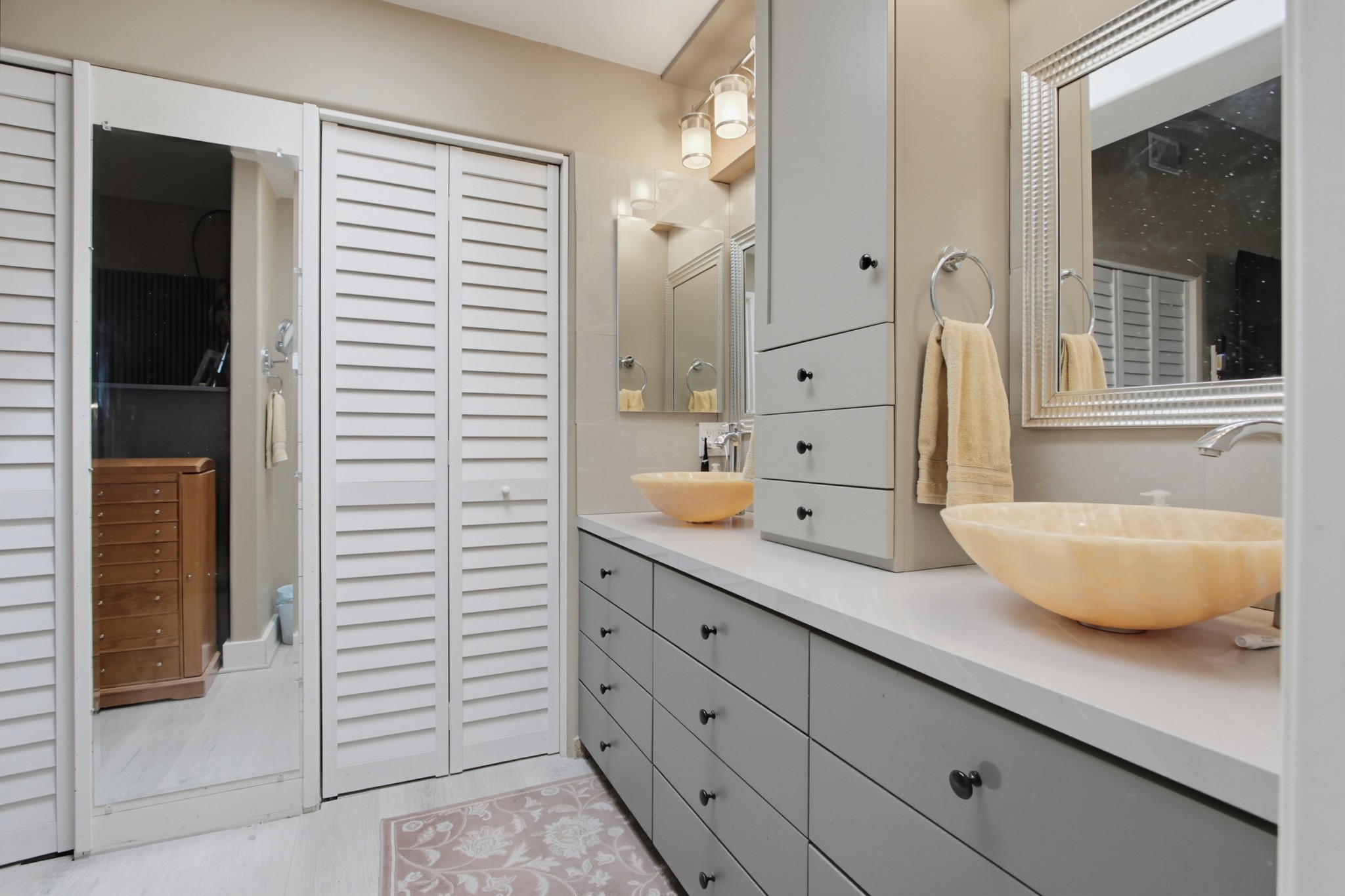 Virtual tour photo 39 of 71 for 1048 La Sombra Dr